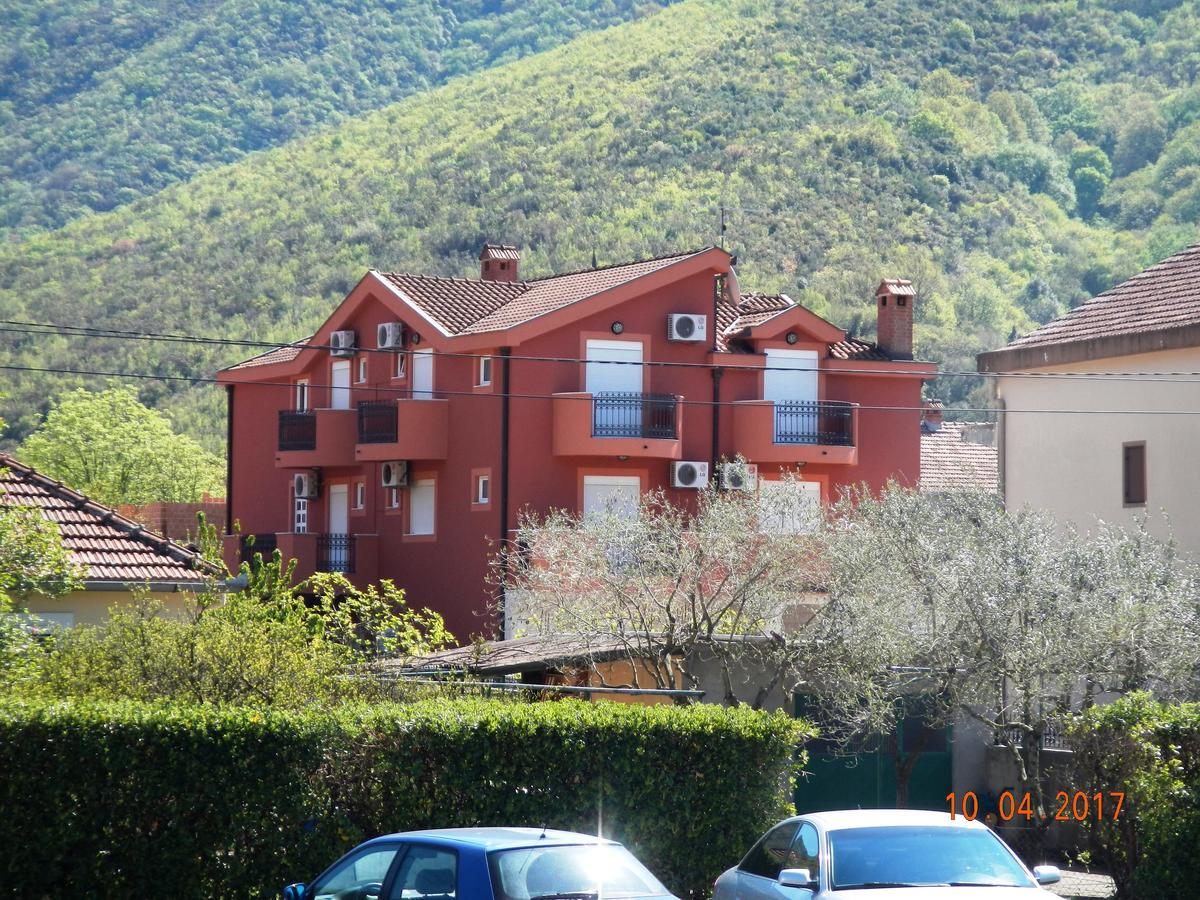 Guest House Villa Zivanovic Herceg Novi Exterior photo