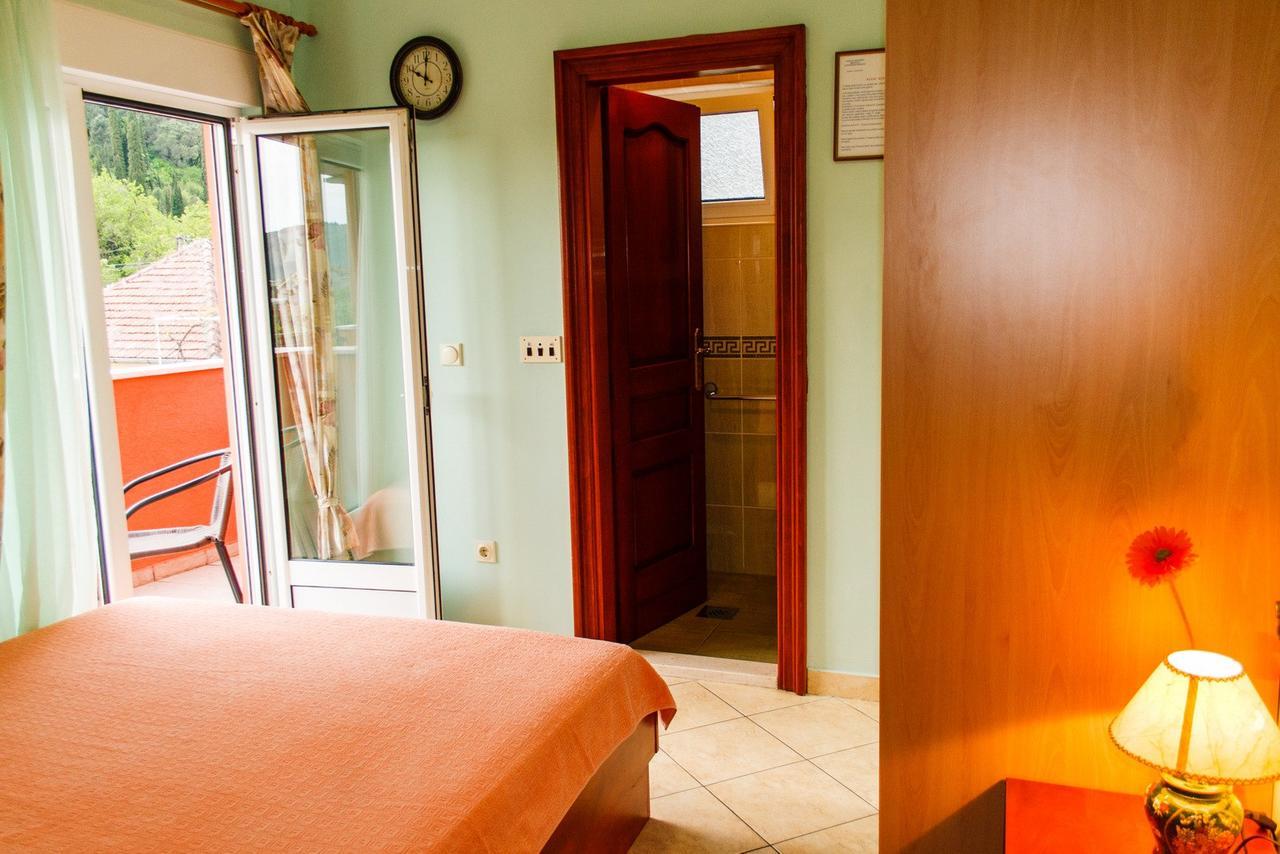 Guest House Villa Zivanovic Herceg Novi Exterior photo