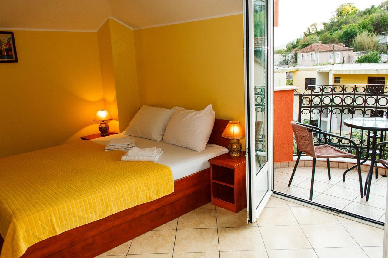 Guest House Villa Zivanovic Herceg Novi Exterior photo