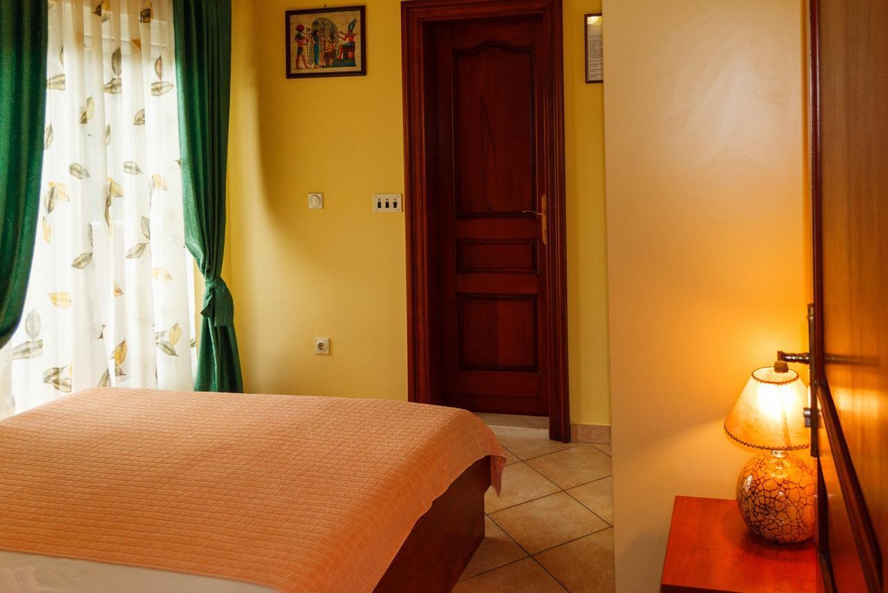 Guest House Villa Zivanovic Herceg Novi Exterior photo