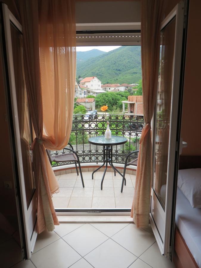 Guest House Villa Zivanovic Herceg Novi Exterior photo