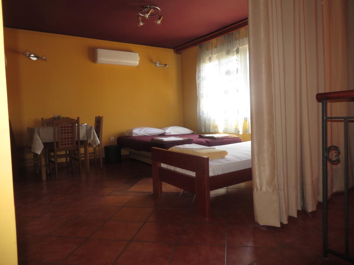 Guest House Villa Zivanovic Herceg Novi Exterior photo