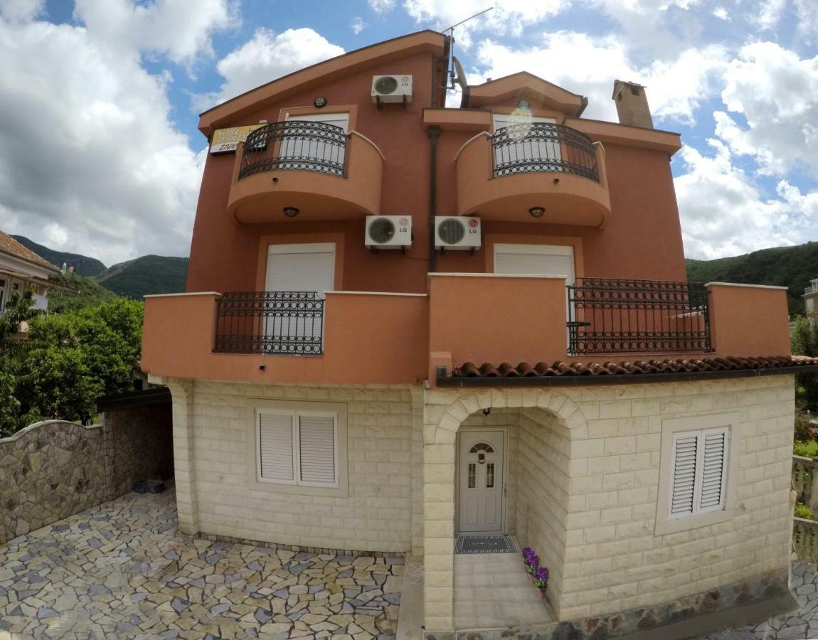 Guest House Villa Zivanovic Herceg Novi Exterior photo